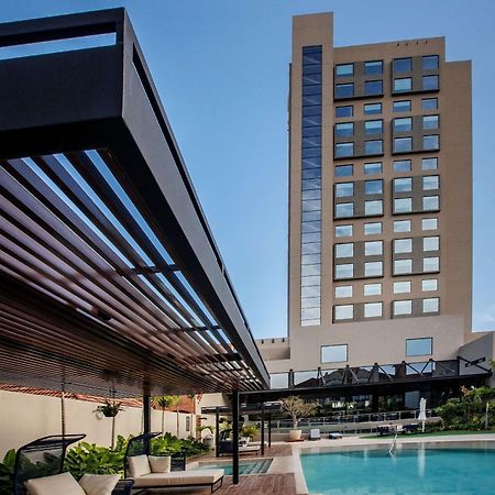 Novotel Santa Cruz De La Sierra Kültér fotó