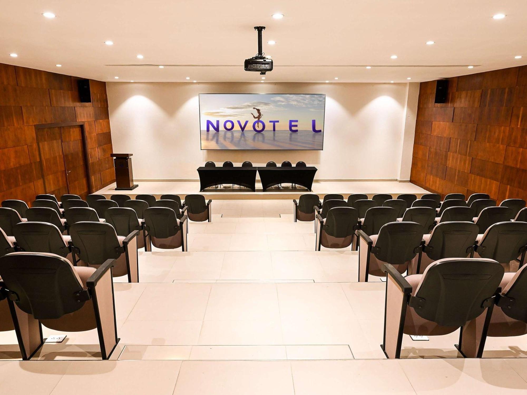 Novotel Santa Cruz De La Sierra Kültér fotó