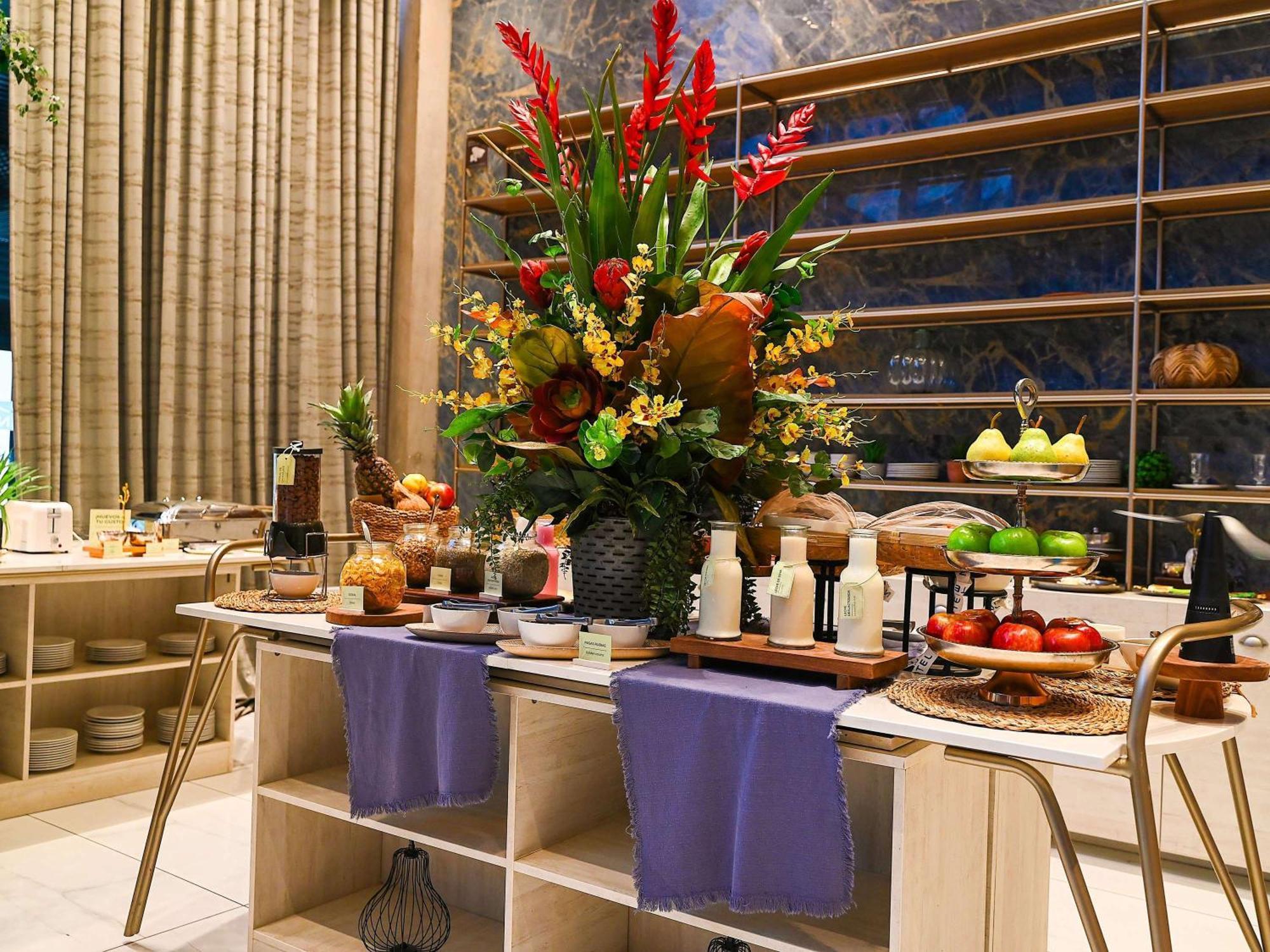 Novotel Santa Cruz De La Sierra Kültér fotó