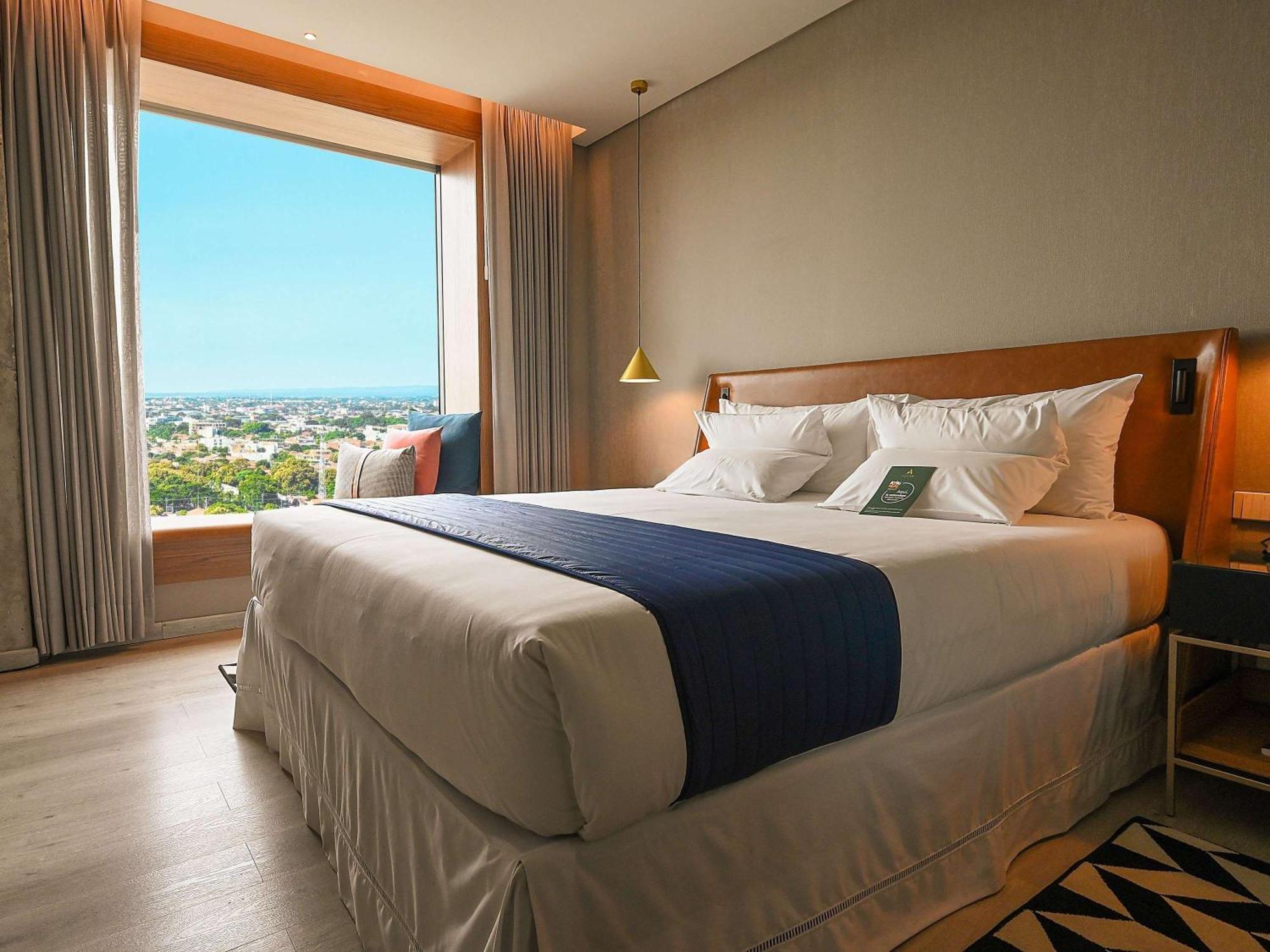Novotel Santa Cruz De La Sierra Kültér fotó